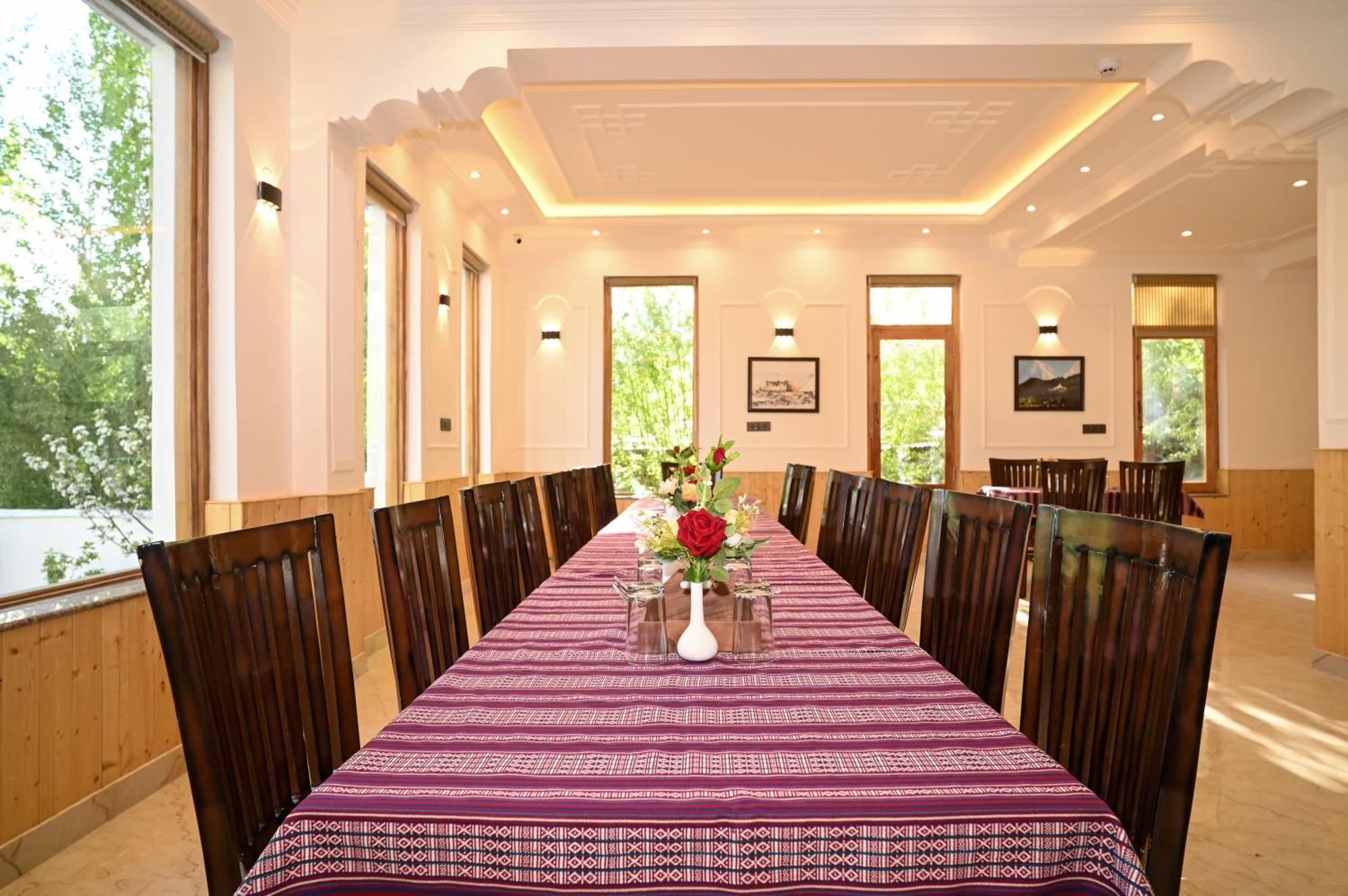 Hotel Ladakh Hills Leh Extérieur photo